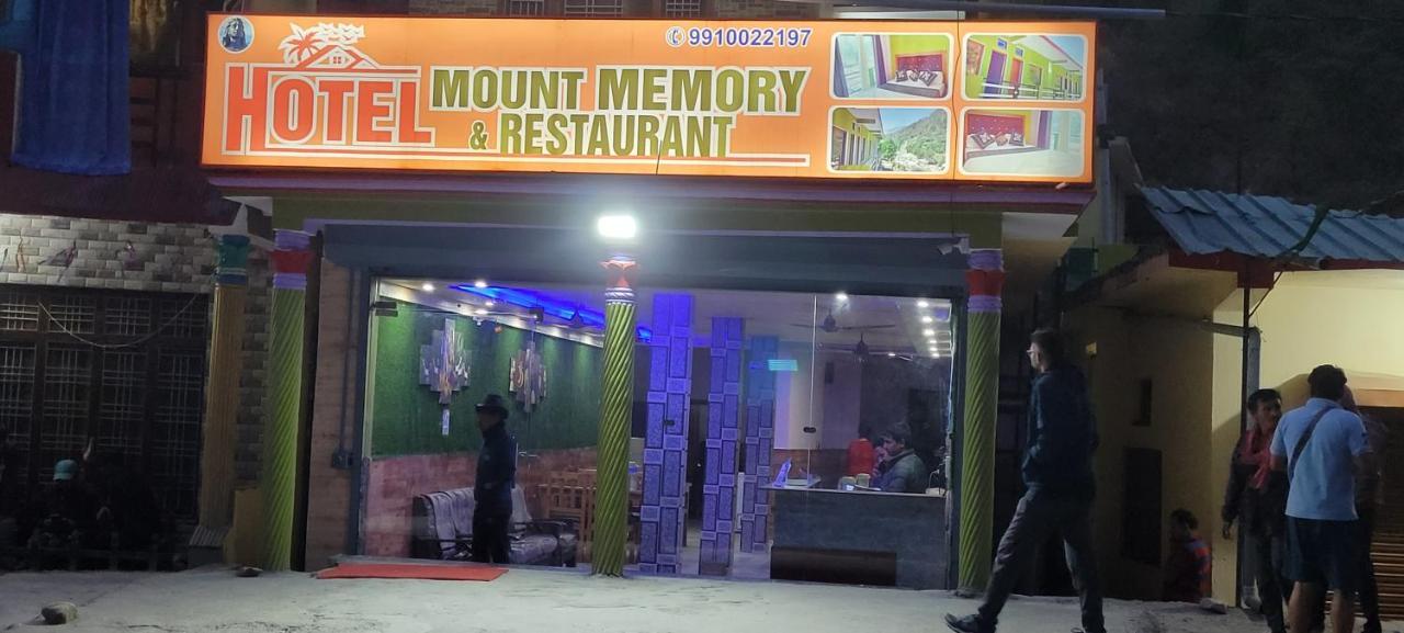 Hotel Mountmemory , Barkot-Yamunotri Exteriör bild